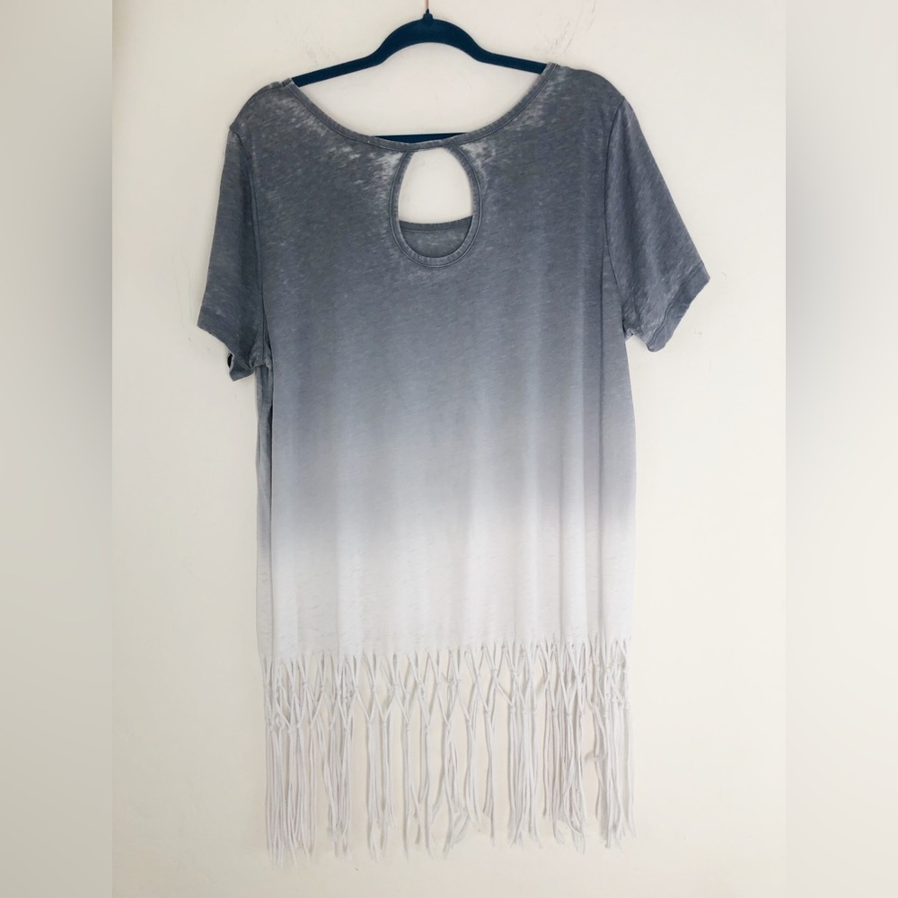 Torrid Ombre Cow Skull Fringe Top size 2 - Picture 3 of 7